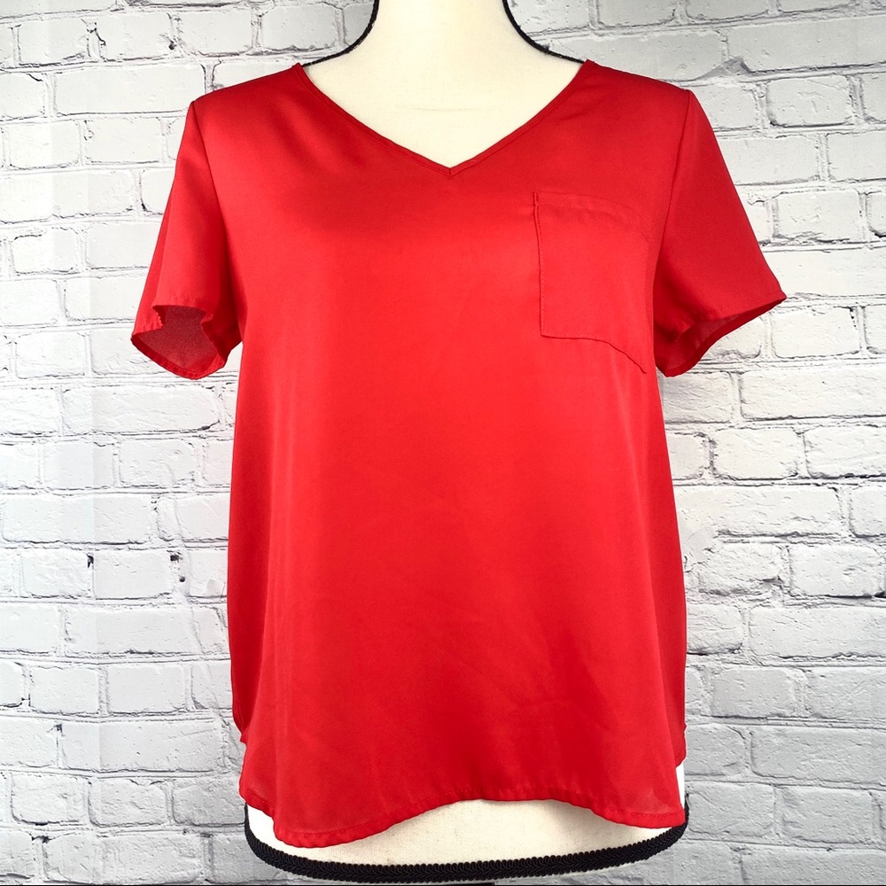 Lily white red short sleeve shirt size S